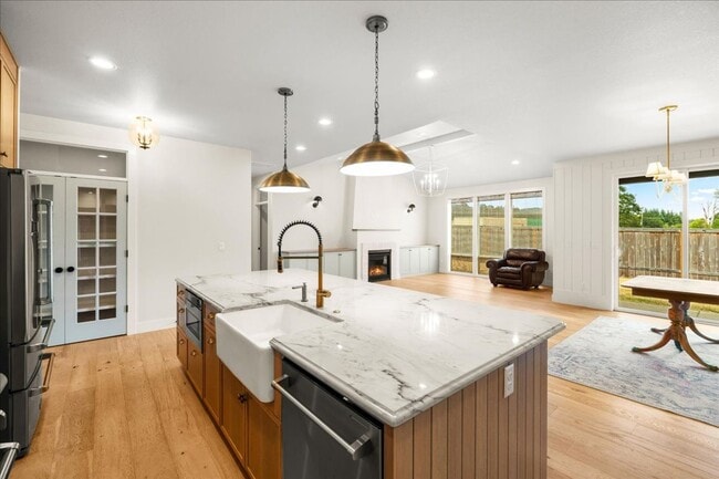 Building Photo - 3Bed/2 Bathroom Beautiful New Construction...
