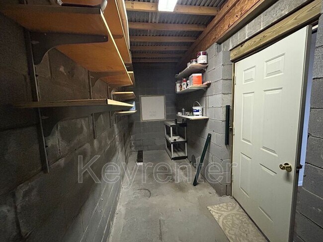 Building Photo - 4417 Fawnie Ln