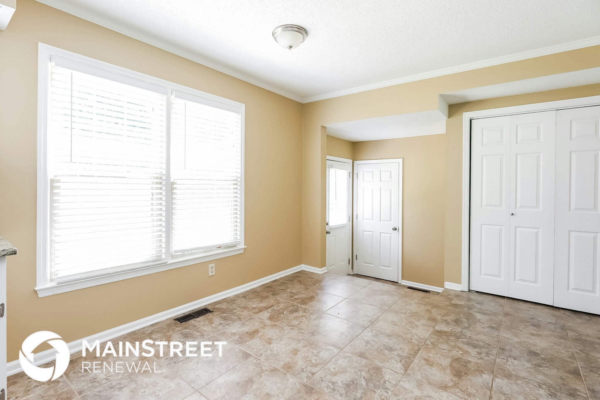 Building Photo - 1001 Sequoia Dr