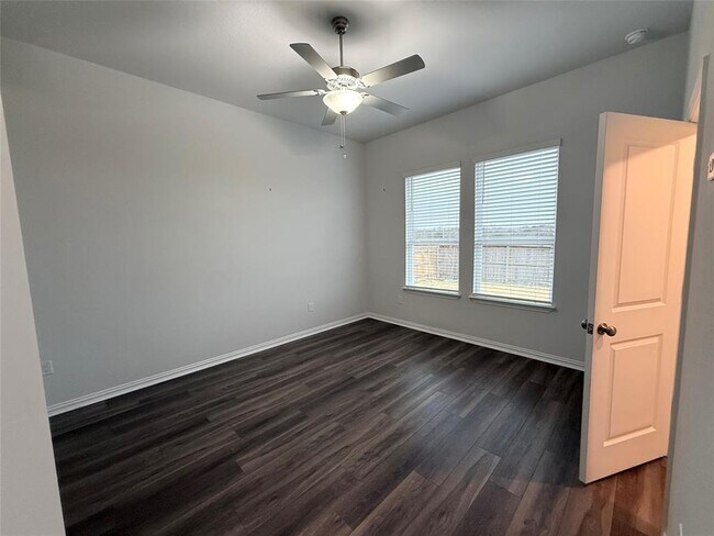 Building Photo - 4516 Sea Salt Dr