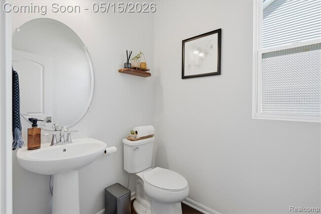 Building Photo - 241 Quartz Wy
