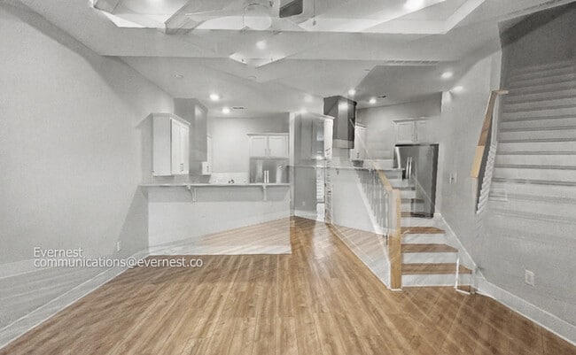 Building Photo - Charming 3BR/3BA Hoover Home with Fenced-In Yard & Modern LVP Flooring