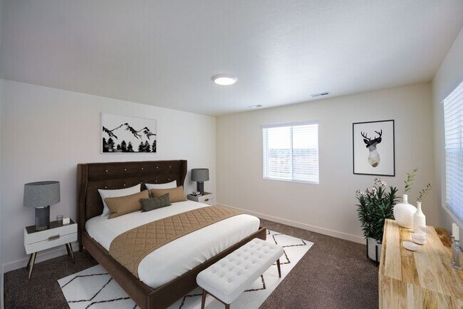 Building Photo - Gorgeous 3-Story Townhomes in Colony Farms...