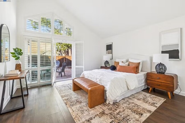 Building Photo - 3419 Park Pl