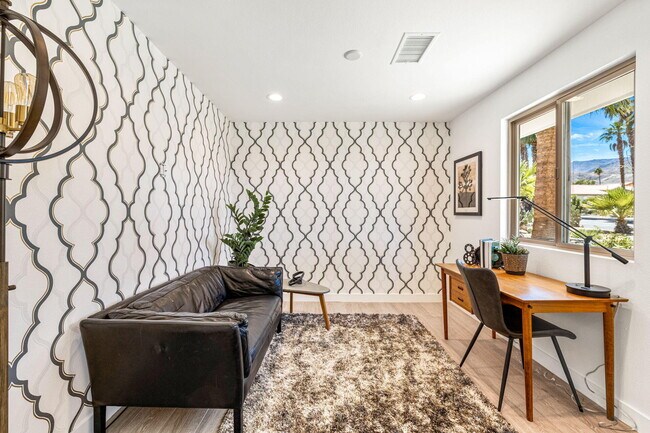 Building Photo - 45654 Verba Santa Dr