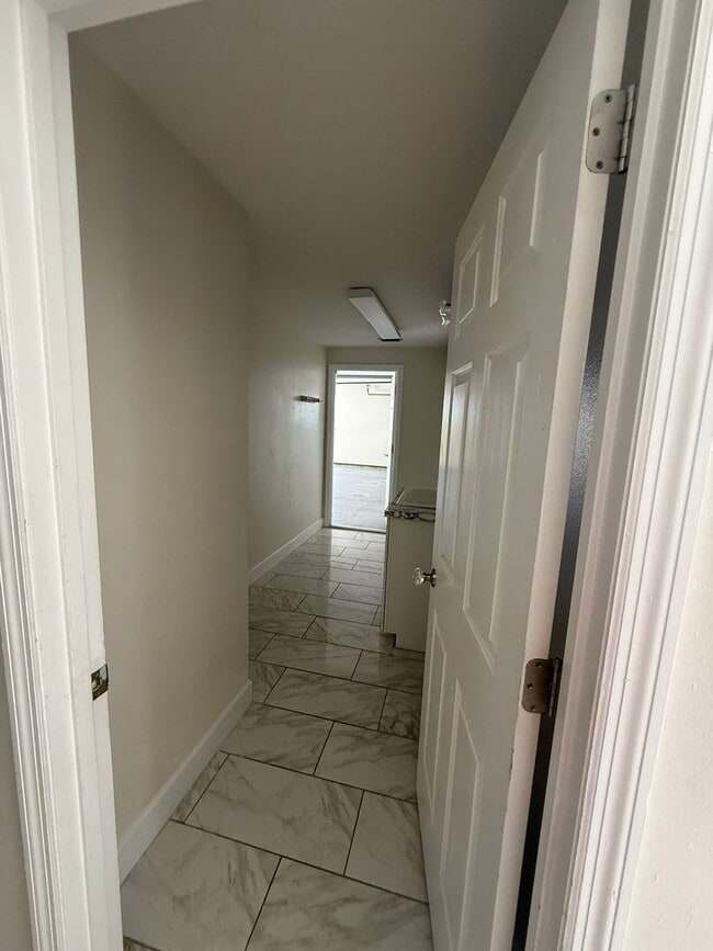 Building Photo - Beautiful Spacious 3 bed 3 bath Home in Debary