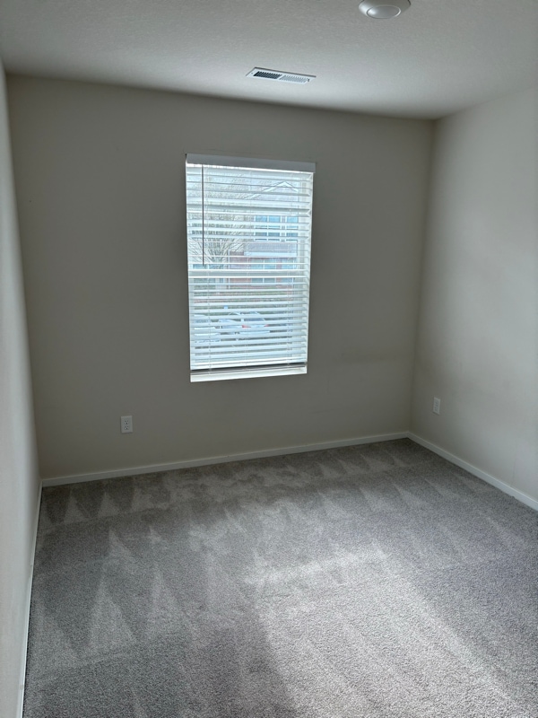 Building Photo - 11729 NE 28th St