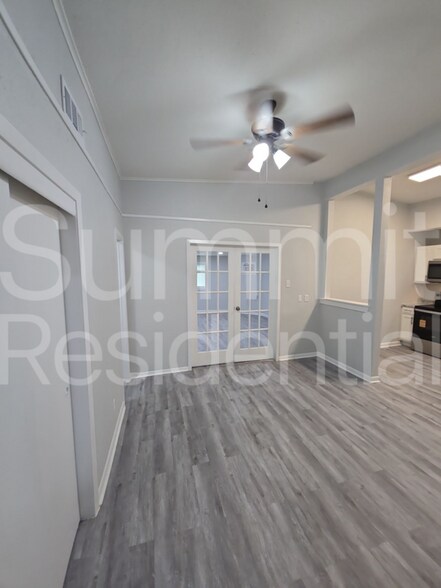 Building Photo - 6813 Hazen St