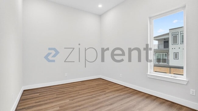 Building Photo - 4413 Anthony Ct Ln