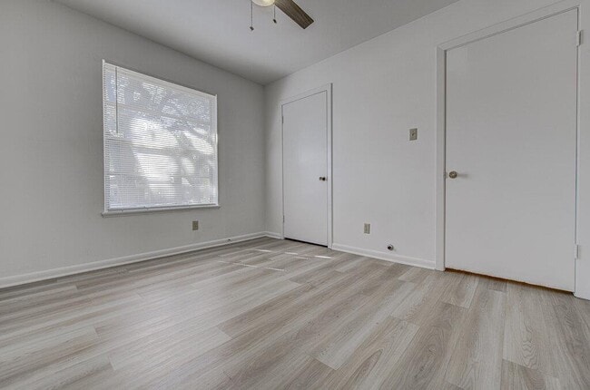 Building Photo - 11408 Tedford St