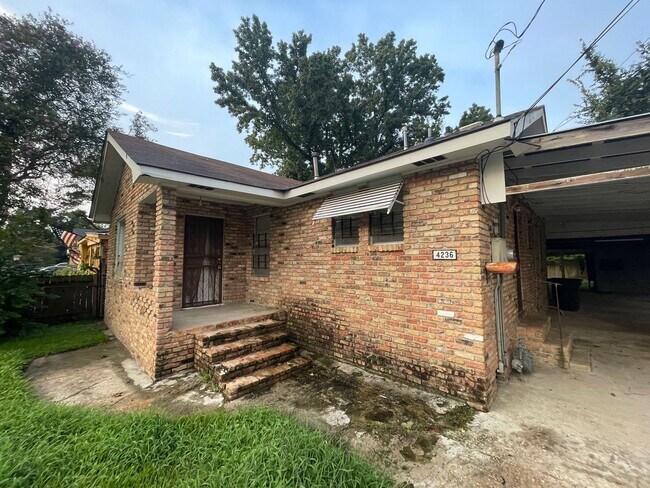 Building Photo - 4236 Delaware St