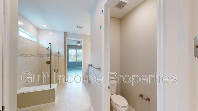 Building Photo - 25569 Emerald Bnd Cir