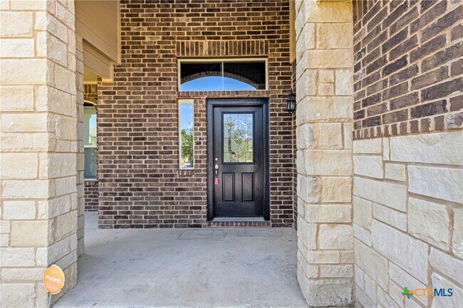 Building Photo - 1310 Stonewall Ridge