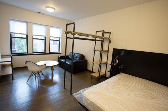 Floorplan - 5300 S. Drexel Avenue