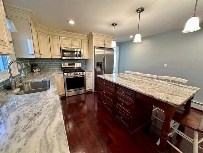 Building Photo - 31 Whitmun Rd