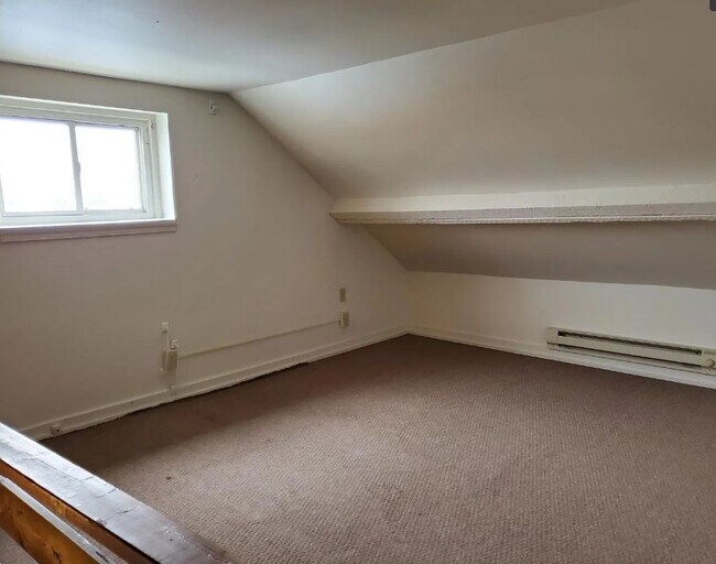 Building Photo - 20 Sawmill Rd