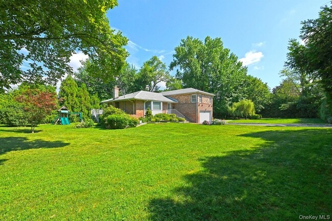 Building Photo - 2 Cherrywood Ln