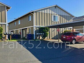 Building Photo - Tacoma Area 3 Bedroom Townhome