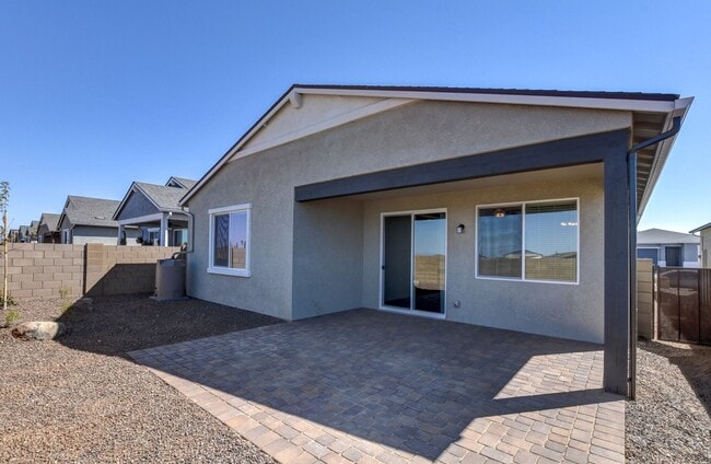 Building Photo - Beautiful home in Saddlewood