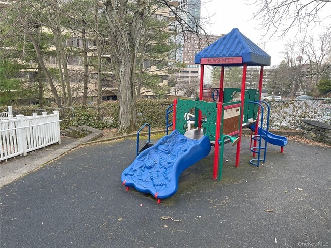 Building Photo - 26 Hillside Terrace