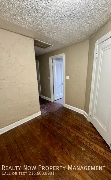 Building Photo - 3671 Daleford Rd