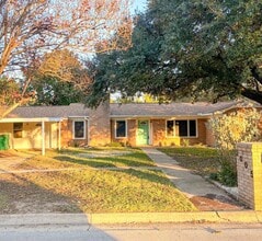 Building Photo - 2005 Downing St