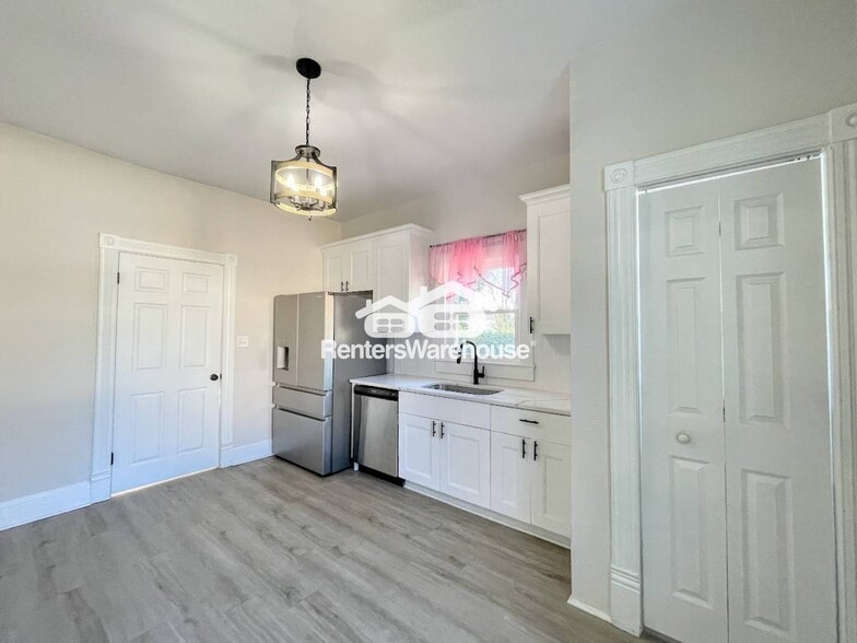 Building Photo - 500 Maryland Ave