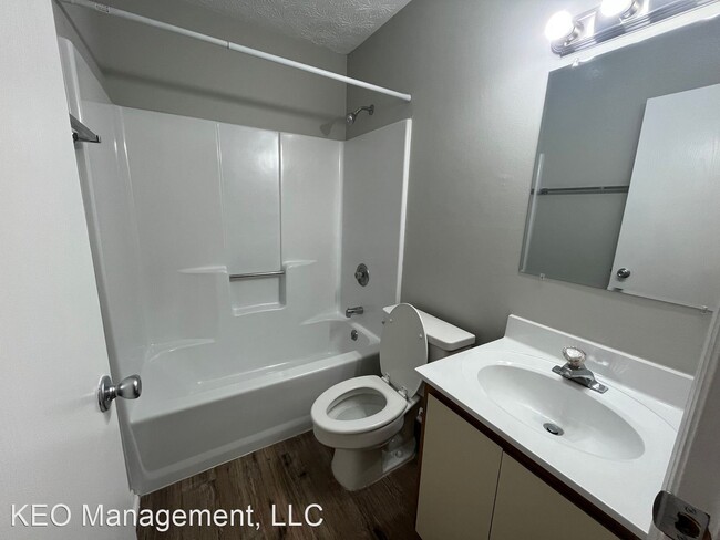 Building Photo - 2 br, 1.5 bath House - 3535 Spanish Villa ...