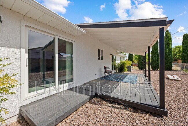 Building Photo - 3486 N Christine Dr