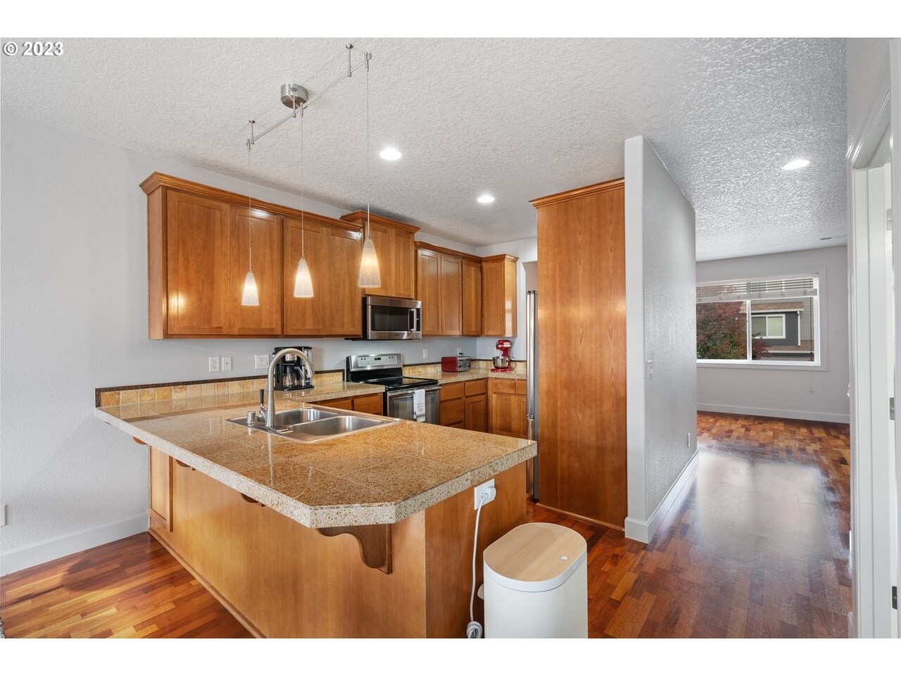 Building Photo - 3509 NE 80th St