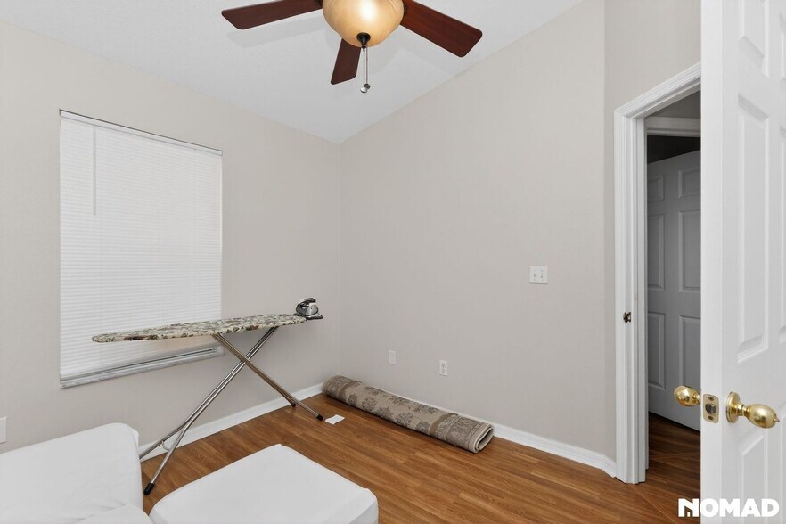 Building Photo - 1417 Lyonshire Dr