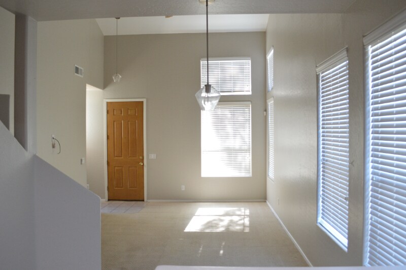 Building Photo - 1225 N 36th St