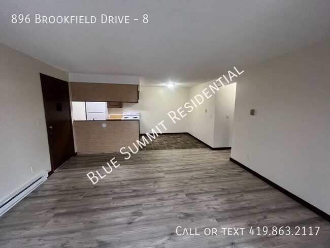 Building Photo - *** Rental Special $100 off first months R...