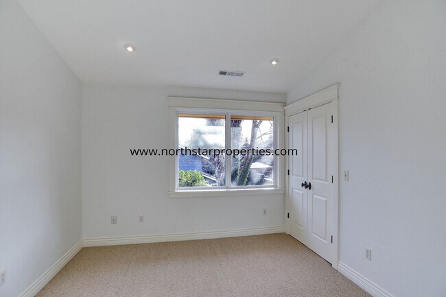 Building Photo - 17151 Wall St