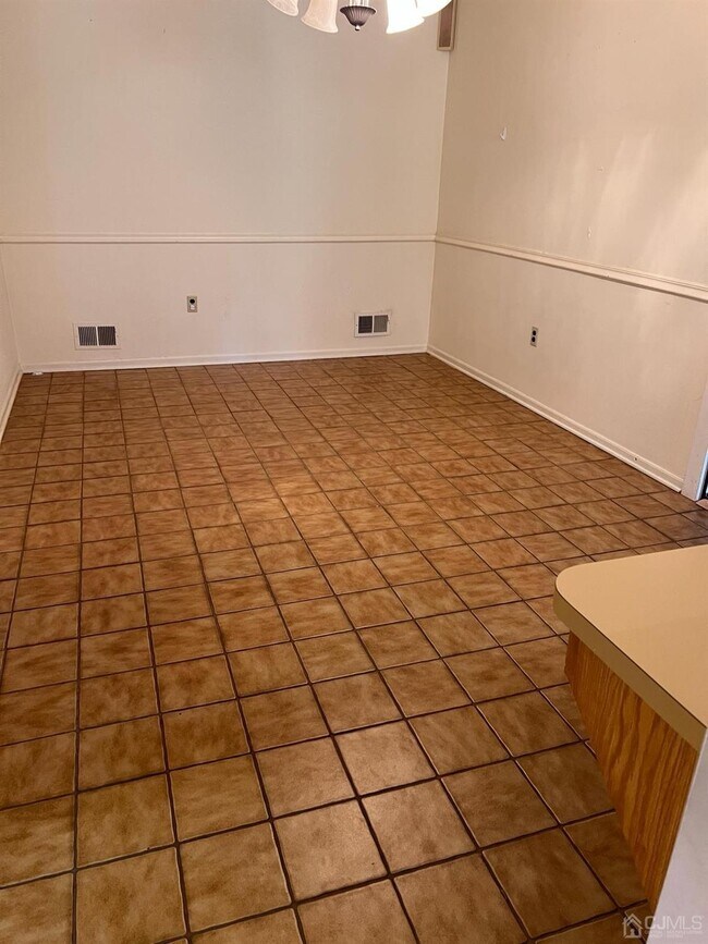 55 Riverbend Dr 55 Riverbend Dr North Brunswick Township NJ 08902