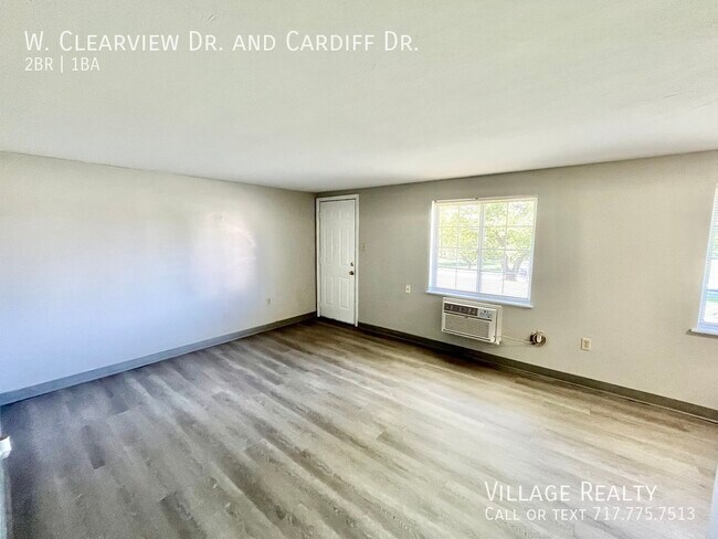 Building Photo - 81 W Clearview Dr