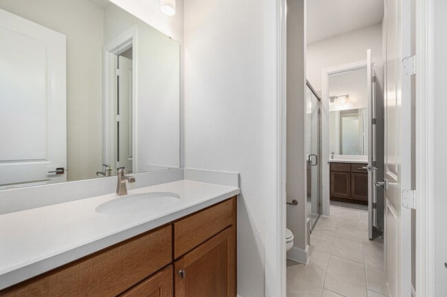 Building Photo - 3515 Lauriston Dr