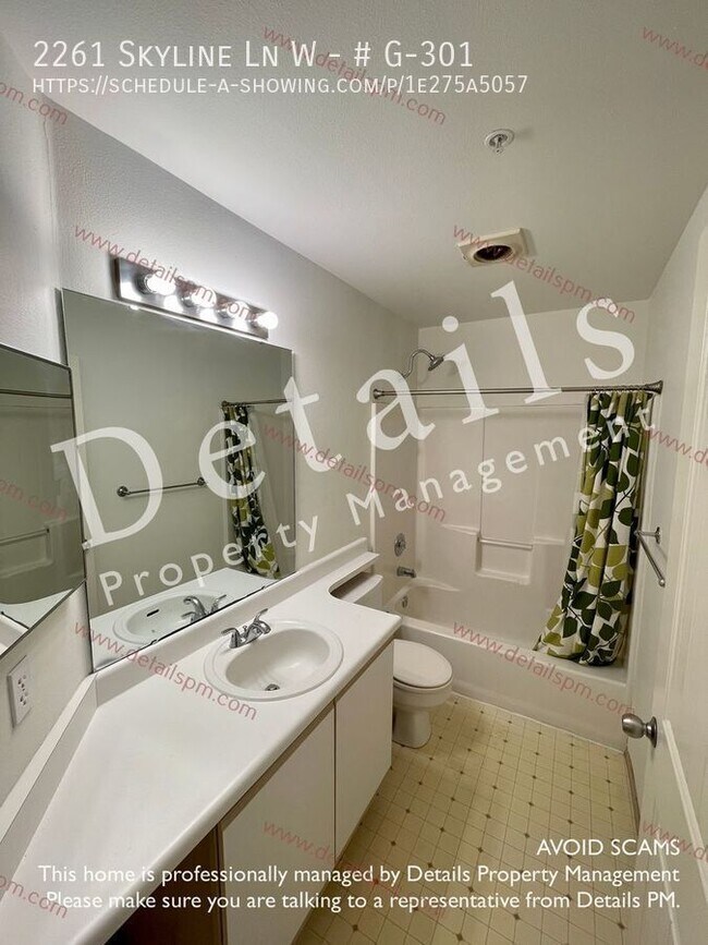 Building Photo - 2261 Skyline Ln