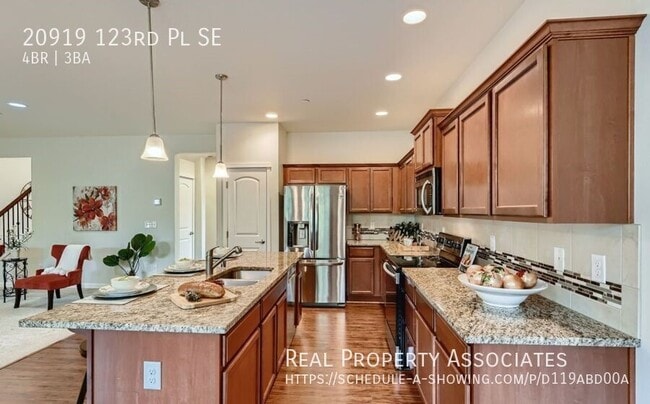 Building Photo - 20919 123rd Pl SE