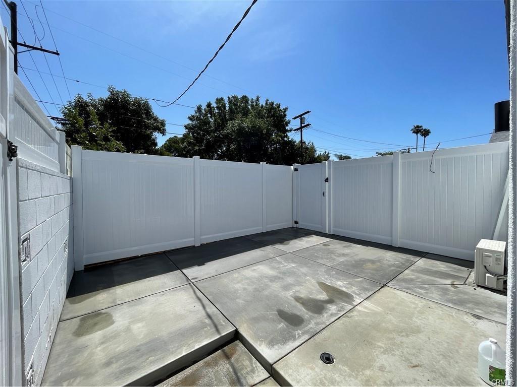 Building Photo - 6962 Shoshone Ave