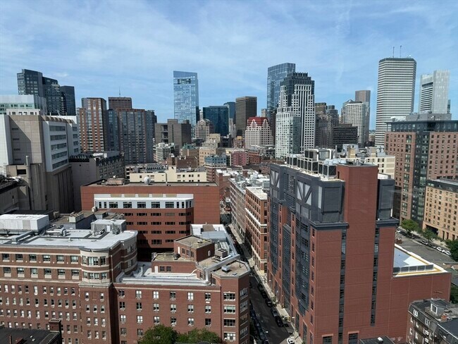 Building Photo - 1 Nassau St