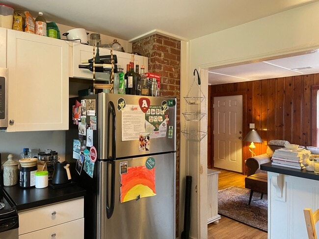 Building Photo - 3BR Close to the Heart of Normaltown