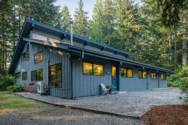 Building Photo - 20378 State Rte 20