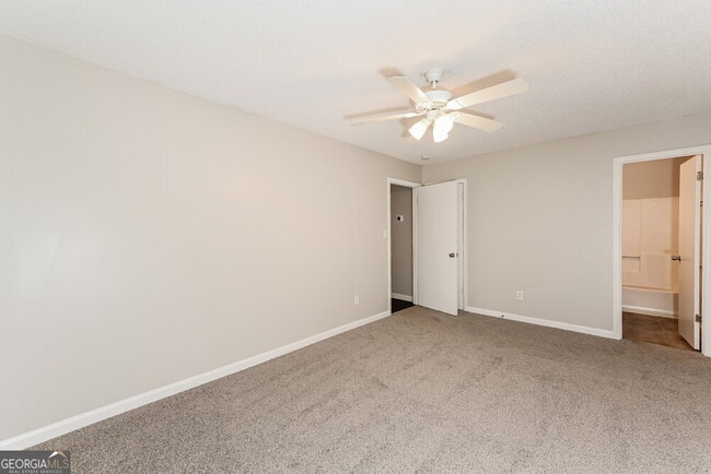 Building Photo - 5348 Kirk Dr
