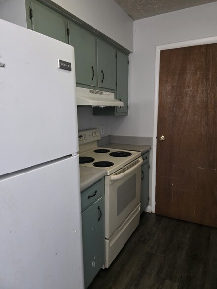 Building Photo - 615 Carter Ln