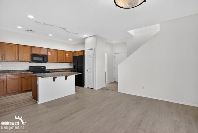 Building Photo - Beautiful 4Bdm 3.5Ba Home in South Phoenix!