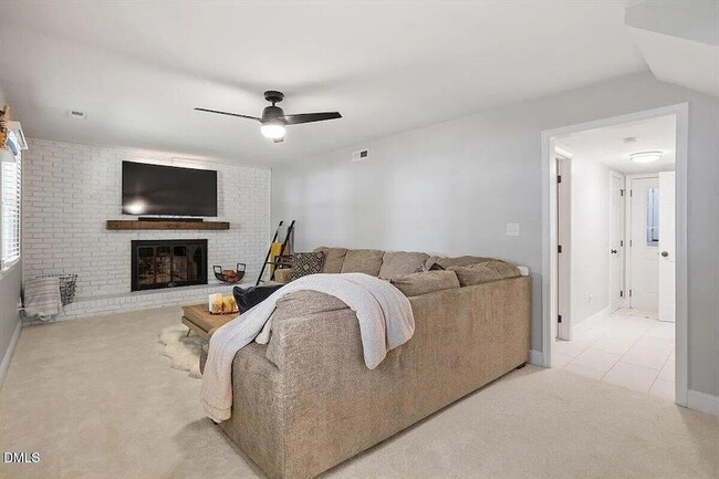 Building Photo - 5408 Farley Dr
