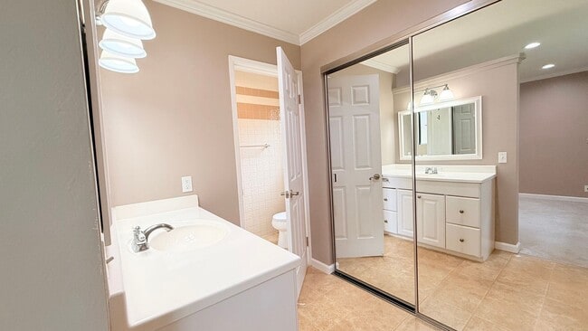 Building Photo - Charming 3BD/2BA, Single-Story, Ranch-Style Home in Broadmoor Area of San Ramon- Available NOW!