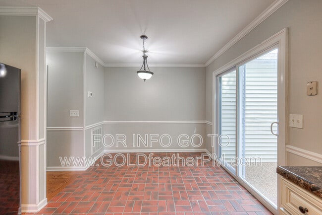 Building Photo - 206 Yarmouth Ct