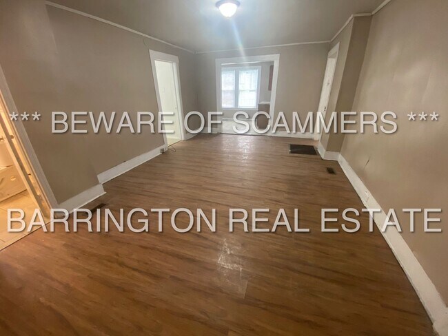 Building Photo - 1230 4th Terrace W